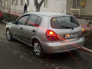 Nissan Almera foto 3