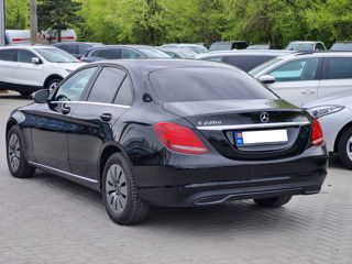 Mercedes C-Class foto 5