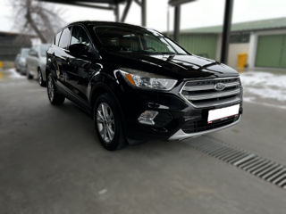 Ford Escape foto 2