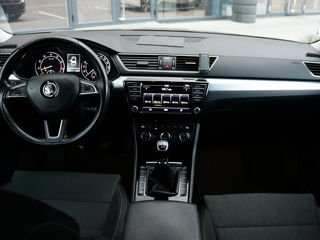 Skoda Superb foto 9