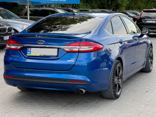 Ford Fusion foto 3