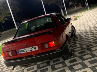 Ford Sierra foto 4