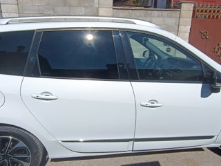 Renault Grand Scenic foto 3