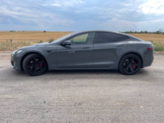 Tesla Model S foto 3