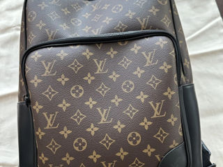 Продам рюкзак Louis Vuitton оригинал 100% Sold Out !