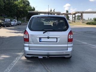 Opel Zafira foto 6