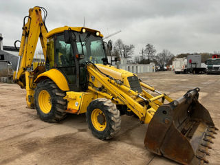 Экскаватор - погрузчик New Holland LB 110B !