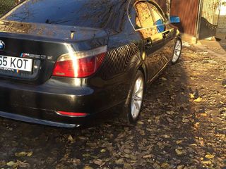 BMW 5 Series foto 1