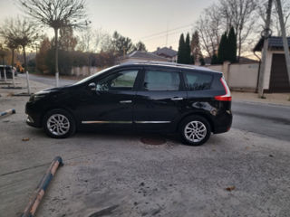 Renault Grand Scenic foto 3