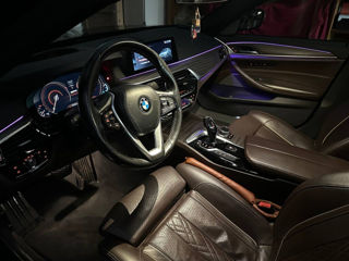 BMW 5 Series foto 9