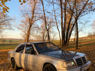 Mercedes E-Class foto 7