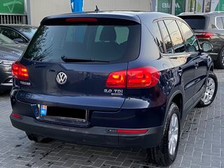 Volkswagen Tiguan foto 3