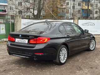 BMW 5 Series foto 2