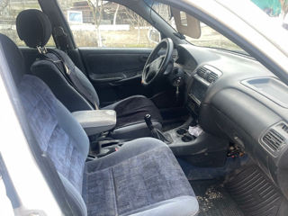 Mazda 626 foto 4