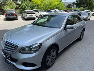 Mercedes E-Class foto 2