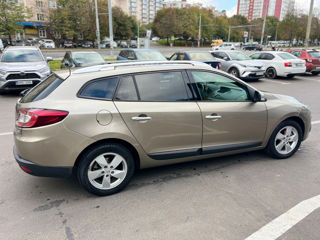 Renault Megane foto 1