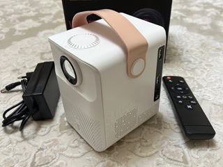 Cinema Proiector MagicCubic X8 Mini WiFi Bluetooth USB 3.5mm foto 3