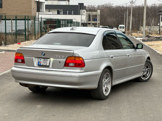 BMW 5 Series foto 7