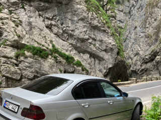 BMW 3 Series фото 2