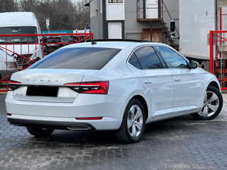 Skoda Superb foto 4