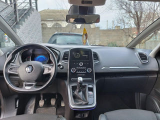 Renault Grand Scenic foto 3