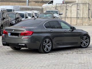 BMW 5 Series foto 4