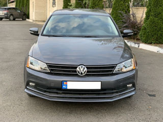 Volkswagen Jetta foto 4