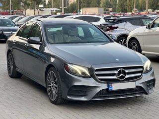 Mercedes E-Class foto 4