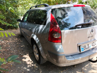 Renault Megane foto 2