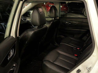 Nissan X-Trail foto 8