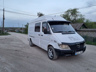 Mercedes Sprinter foto 1