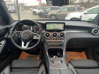 Mercedes GLC foto 9