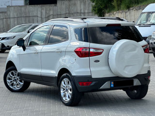 Ford EcoSport foto 5