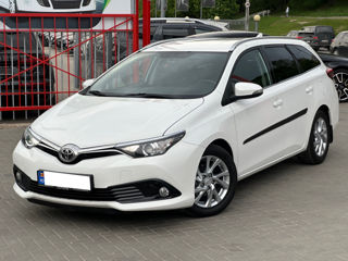 Toyota Auris foto 3