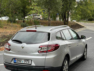 Renault Megane foto 2