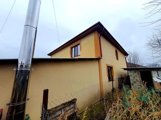 Vinzare casă 2 nivele, in sat. Sireţi, 225 m2 + 14 Ari! foto 6