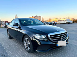 Mercedes E-Class foto 2