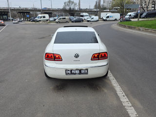 Volkswagen Phaeton фото 6