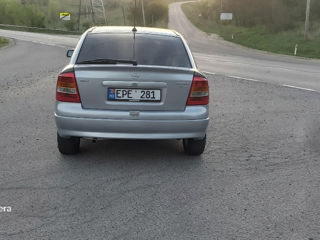 Opel Astra foto 7