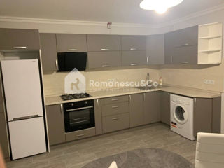 Apartament cu 2 camere, 73 m², Centru, Chișinău foto 2