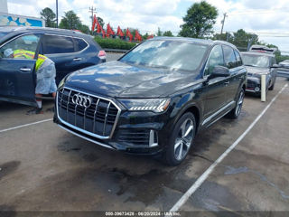 Audi Q7 foto 1