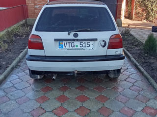 Volkswagen Golf foto 2