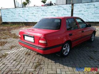 Nissan Sunny foto 3