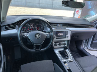 Volkswagen Passat foto 7