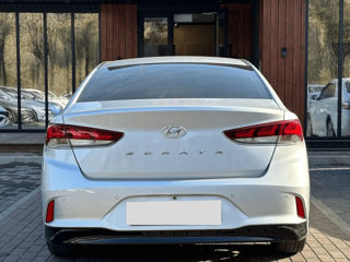 Hyundai Sonata foto 5