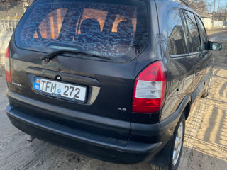 Opel Zafira foto 6