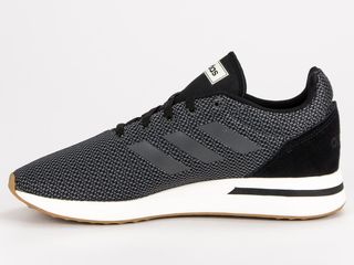 Adidas (Run70S) новые кроссовки оригинал . foto 3