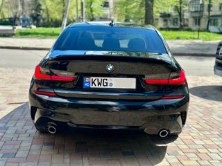 BMW 3 Series foto 6