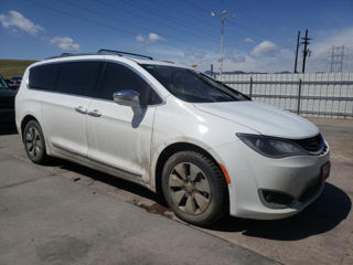 Chrysler Pacifica foto 1