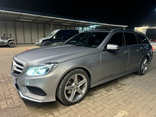 Mercedes E-Class foto 3